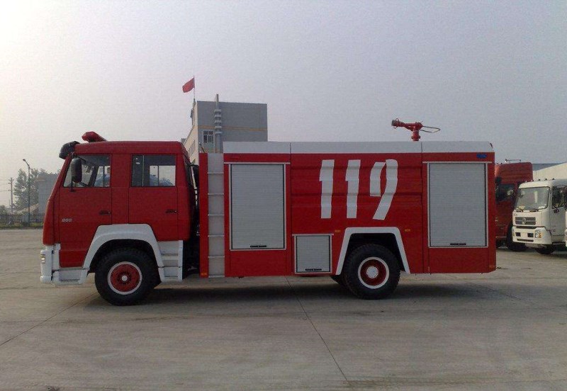 慶鈴3噸泡沫消防車